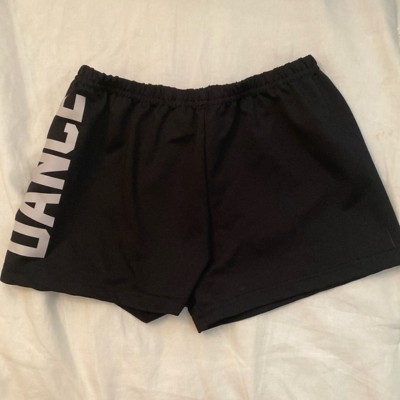 Child’s dance booty shorts - Picture 1 of 4